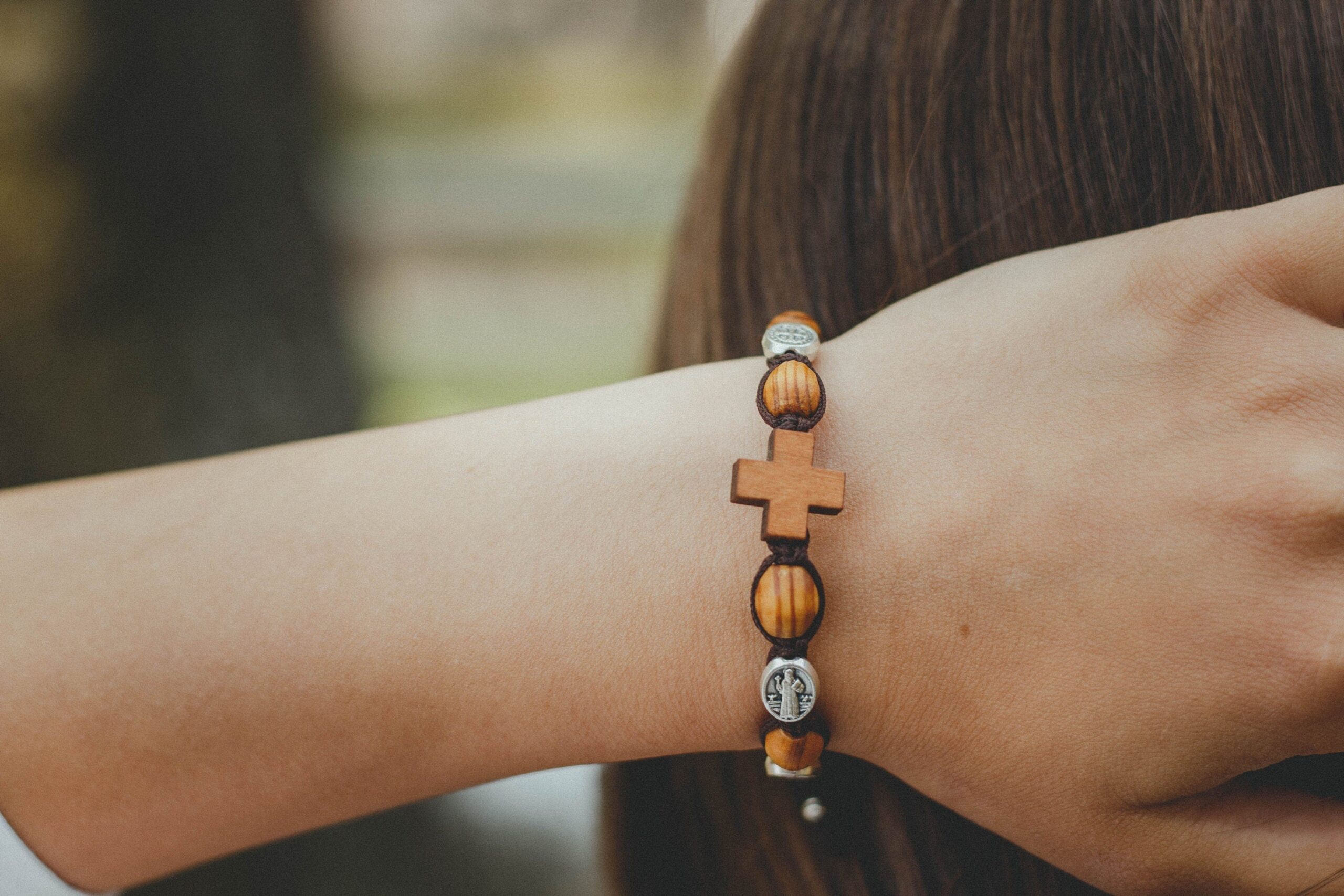 Saint Benedict bracelet with olive tree beads - Catholic Wholesale